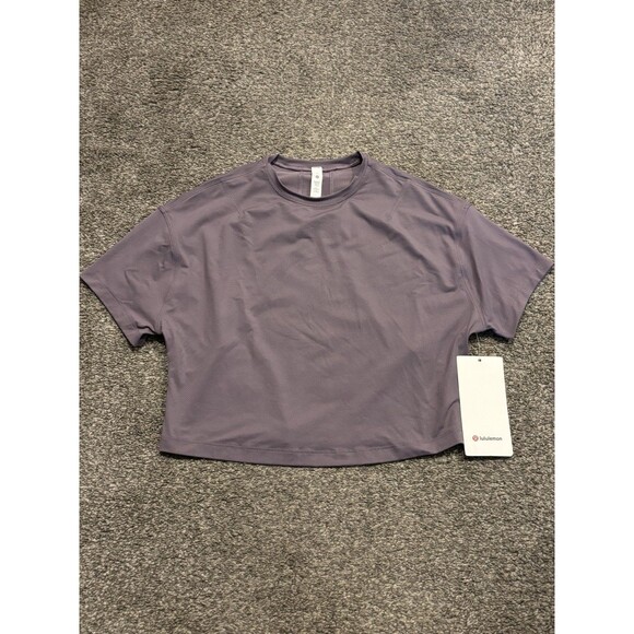 Lululemon Abrasion-Resistant Training Tee Size 0 Purple NWT - Picture 1 of 8